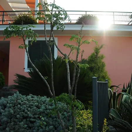La Cycas Aparthotel *